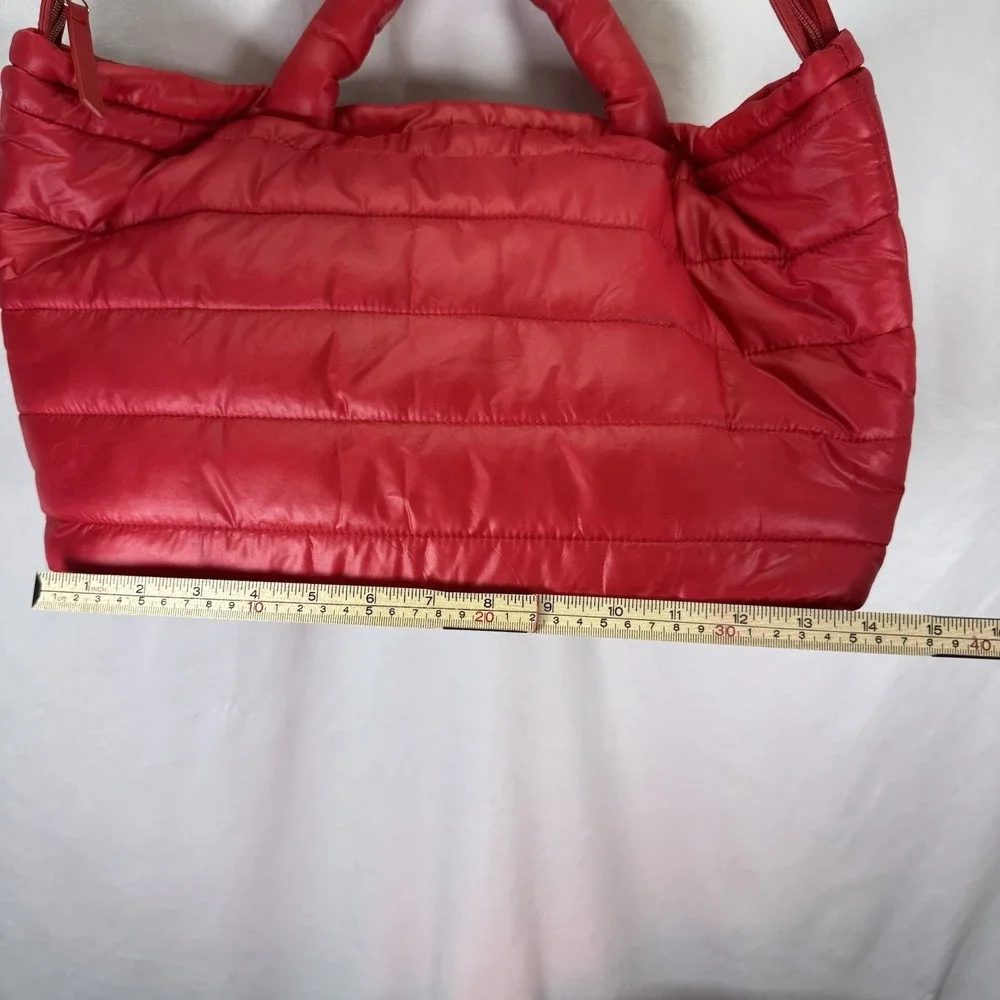 Estee Lauder Weekender Travel Puffer Puff Tote Bag Red Pink Gold Purse Crossbody